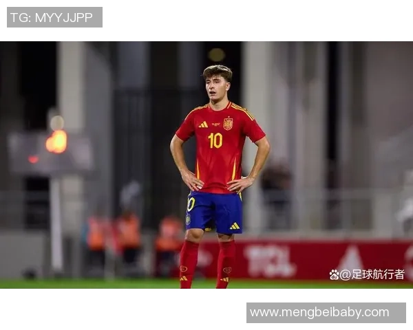 足球明星在比赛中受伤退场的最新消息与影响分析